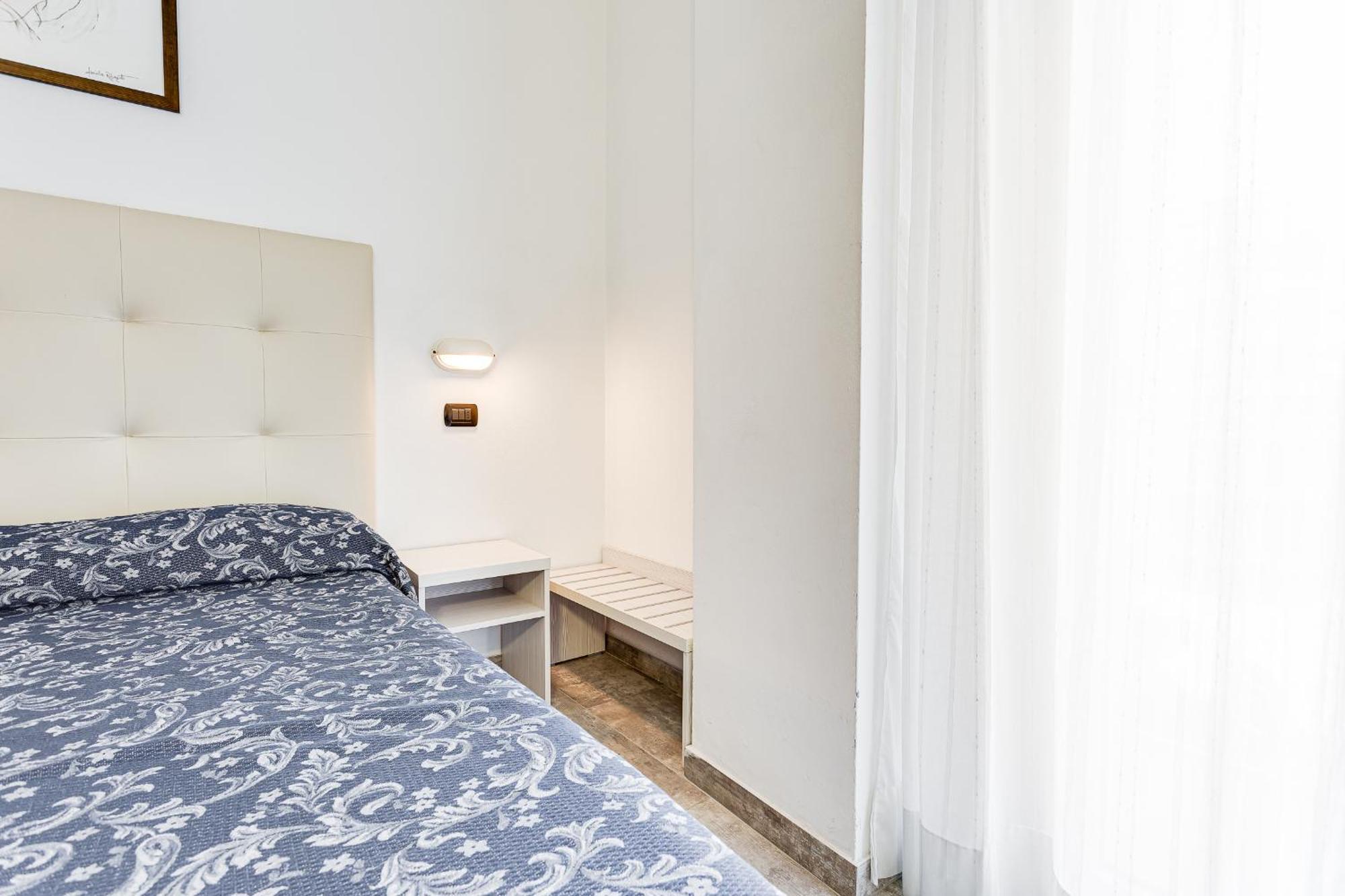 Hotel Sirena Bellaria-Igea Marina Buitenkant foto