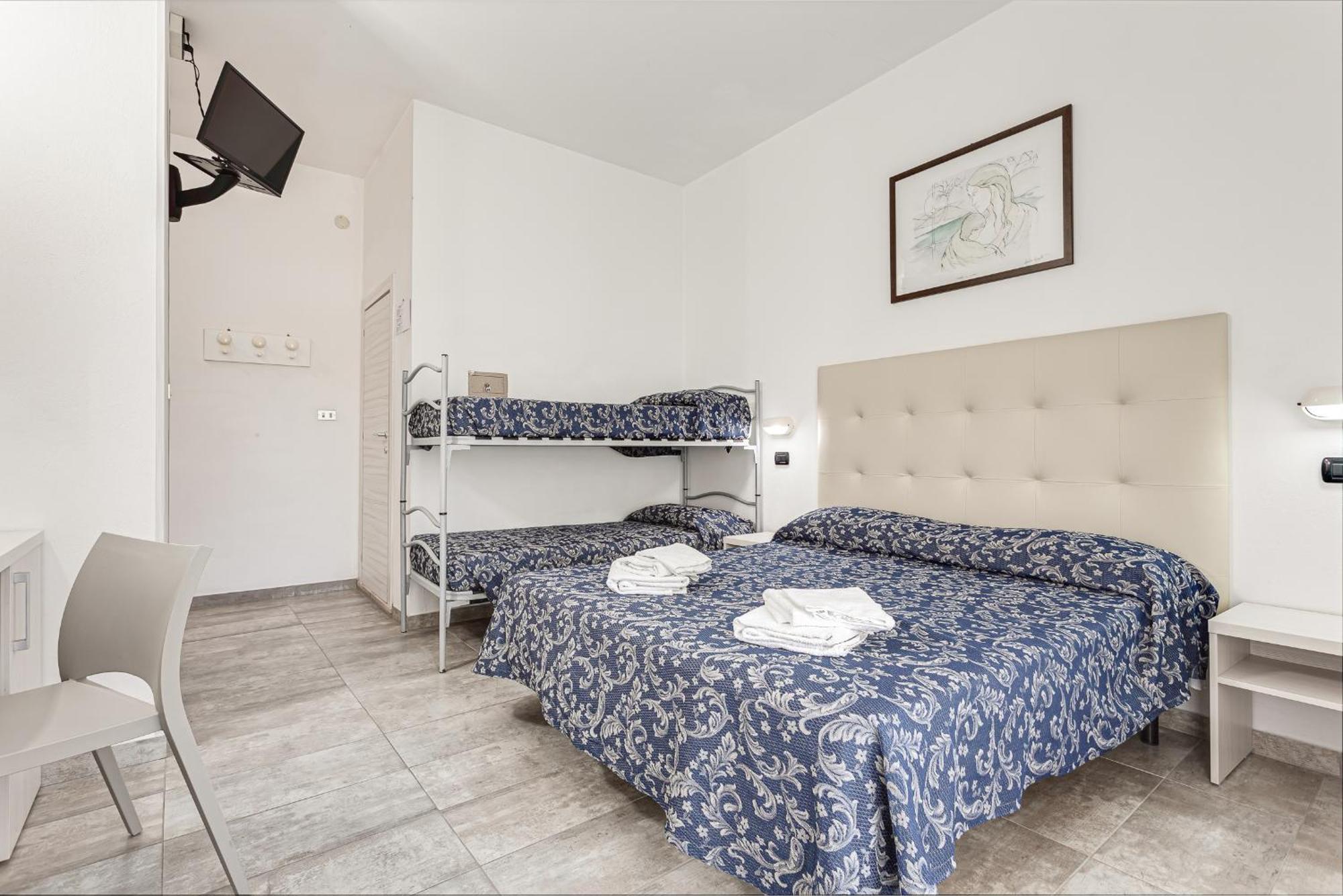 Hotel Sirena Bellaria-Igea Marina Buitenkant foto
