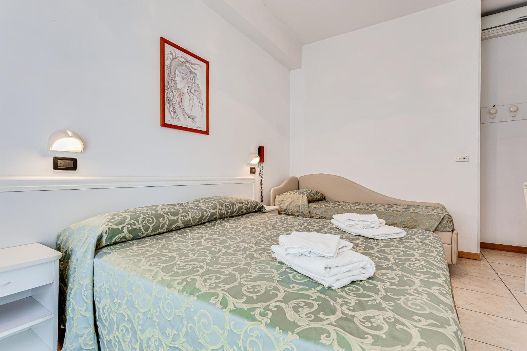 Hotel Sirena Bellaria-Igea Marina Buitenkant foto